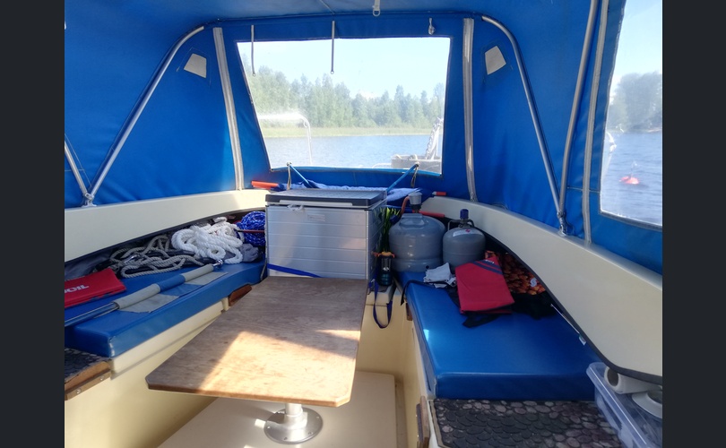 Fodimar 7 hengelle rekisteröity lasikuituvene , puoliliukuva-kuva-3